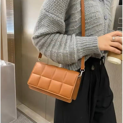 Luna Shoulder Bag