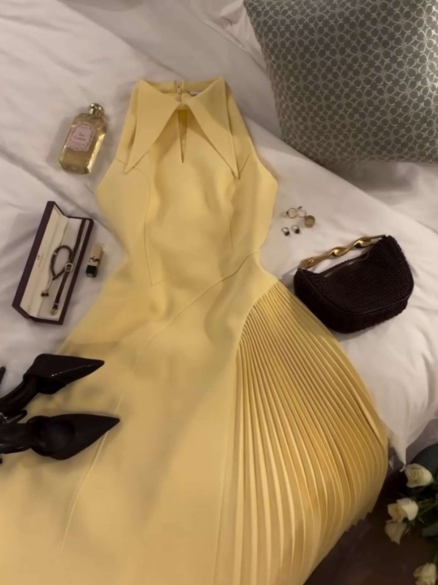 Grace Woven Bag with Gold Handle