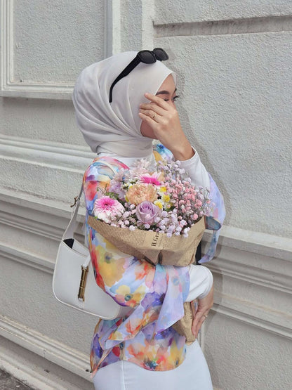 Rose clutch with strap